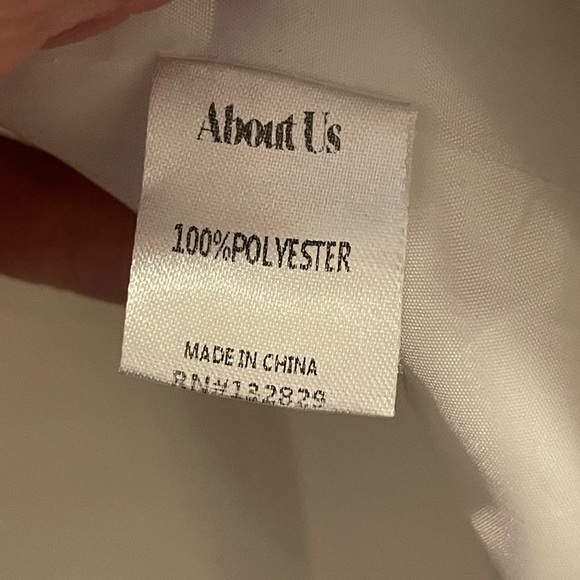 Revolve About Us White Tailored Blazer with Notched Lapels size S EUC - Picture 7 of 9